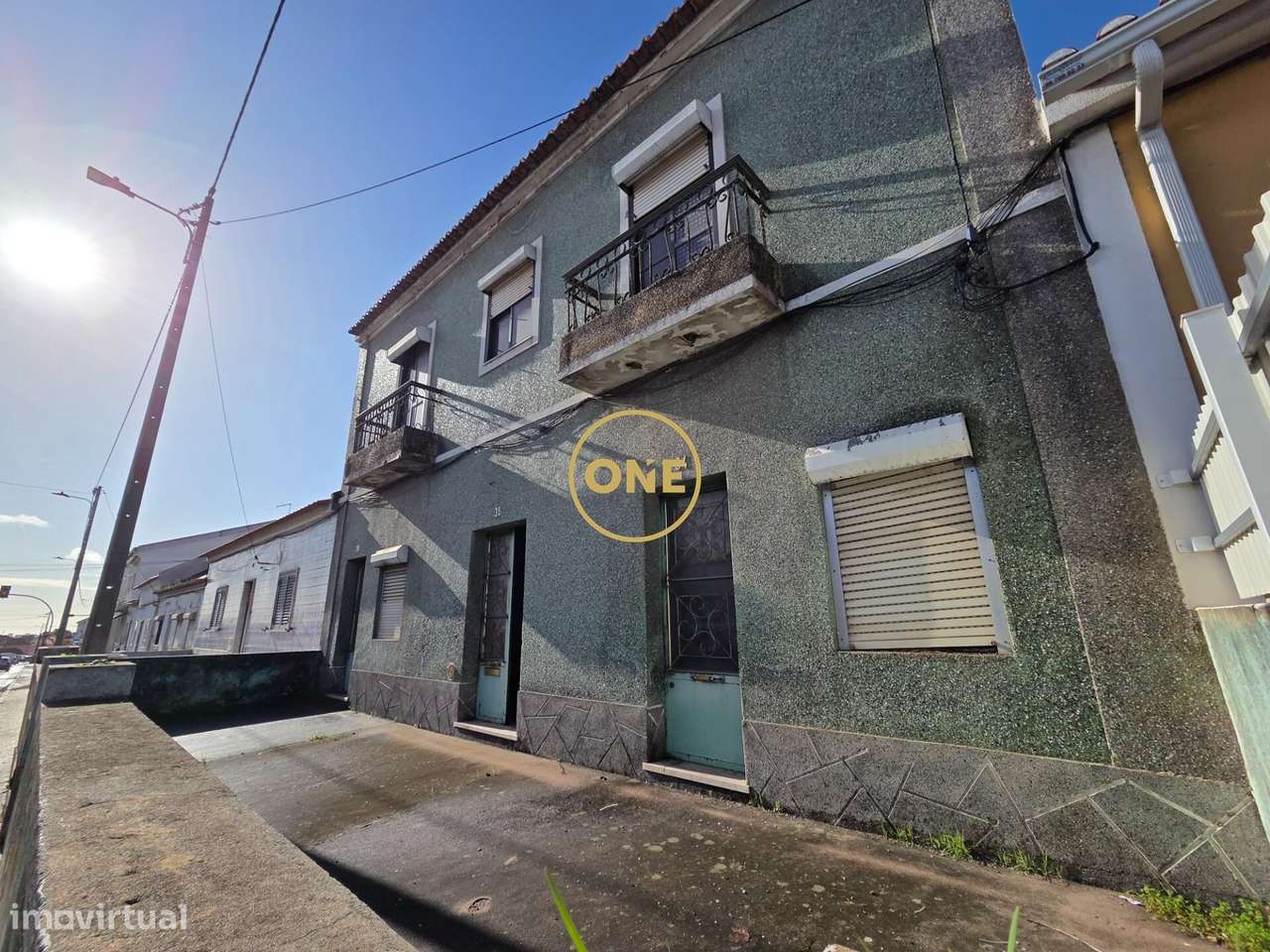 Moradia para Habitação + Comércio-6