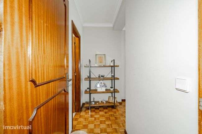 Apartamento T3 para venda na  Rua de Barros - Gualtar, Braga-9