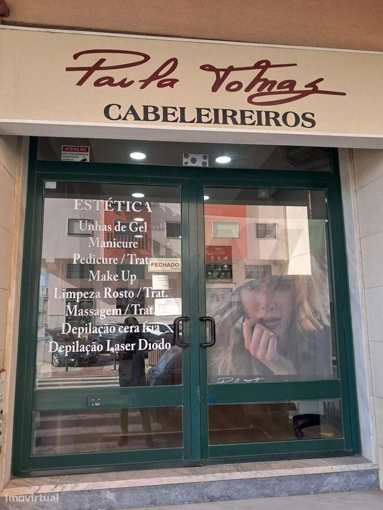 Cabeleireiro mobilado para trespasse em Mem Martins - Grande imagem: 2/17