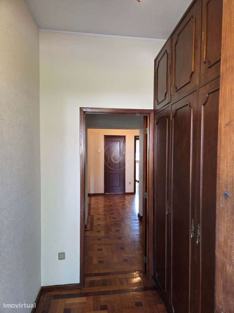 Moradia em banda  na Rua Professor Luis Costa  no Bairro do Músicos co - Grande imagem: 4/26