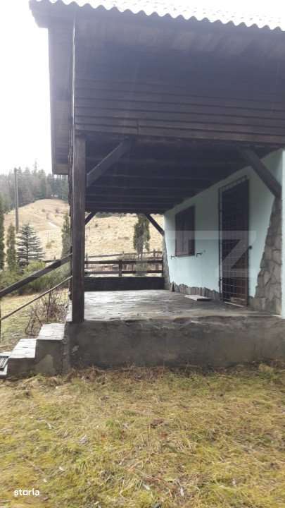 Casa de vacanta in Piatra Fantanele + 4,5 arii teren - Imagine principală: 3/19