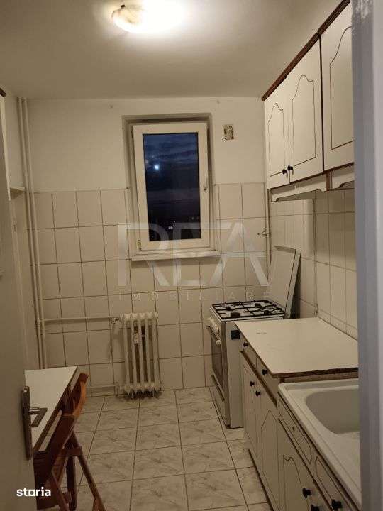 Apartament 3 camere Titan – Strada Zemes, reabilitat si mobilat - Imagine principală: 4/6