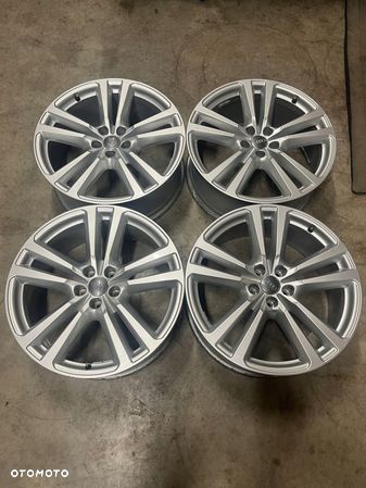 Felga Felgi Audi Q7 4M Q5 A8 A7 A6 8Jx20 ET28 8j 20" 5x112 - 1