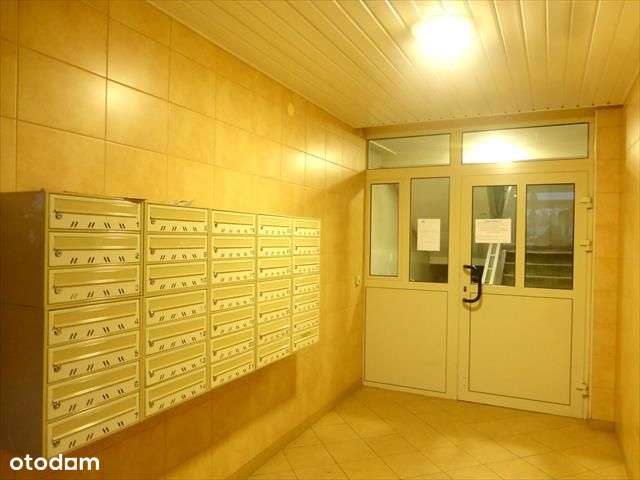 2 pokoje z dużym ogródkiem przy stacji M Lazurowa-11