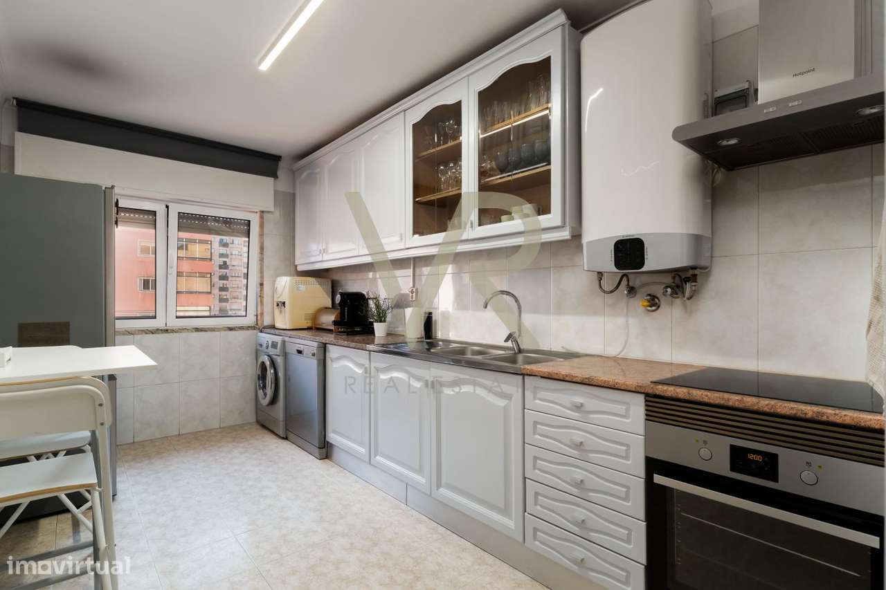 Apartamento T3 à venda em São Marcos – Conforto, luminosidade e lo-2