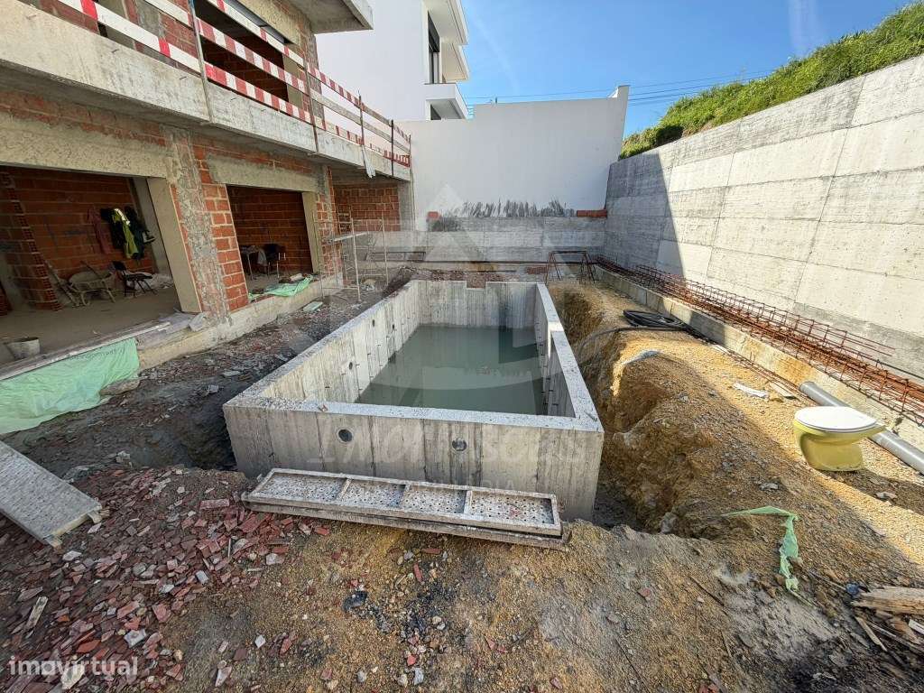 Moradia V5 com piscina e jardim privativo no Bairro do Soltejo, São... - Grande imagem: 4/35