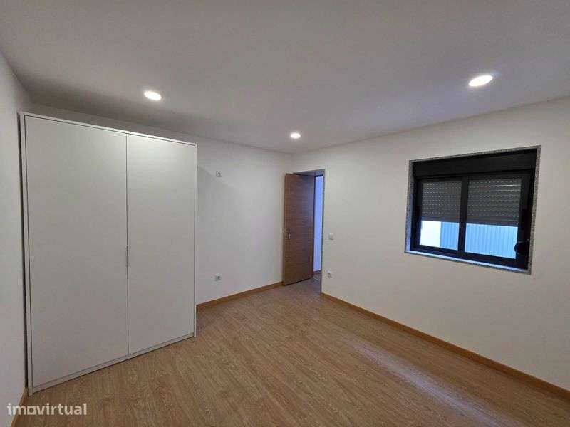 T4 com terraço – Areosa, Rio Tinto - Grande imagem: 5/12