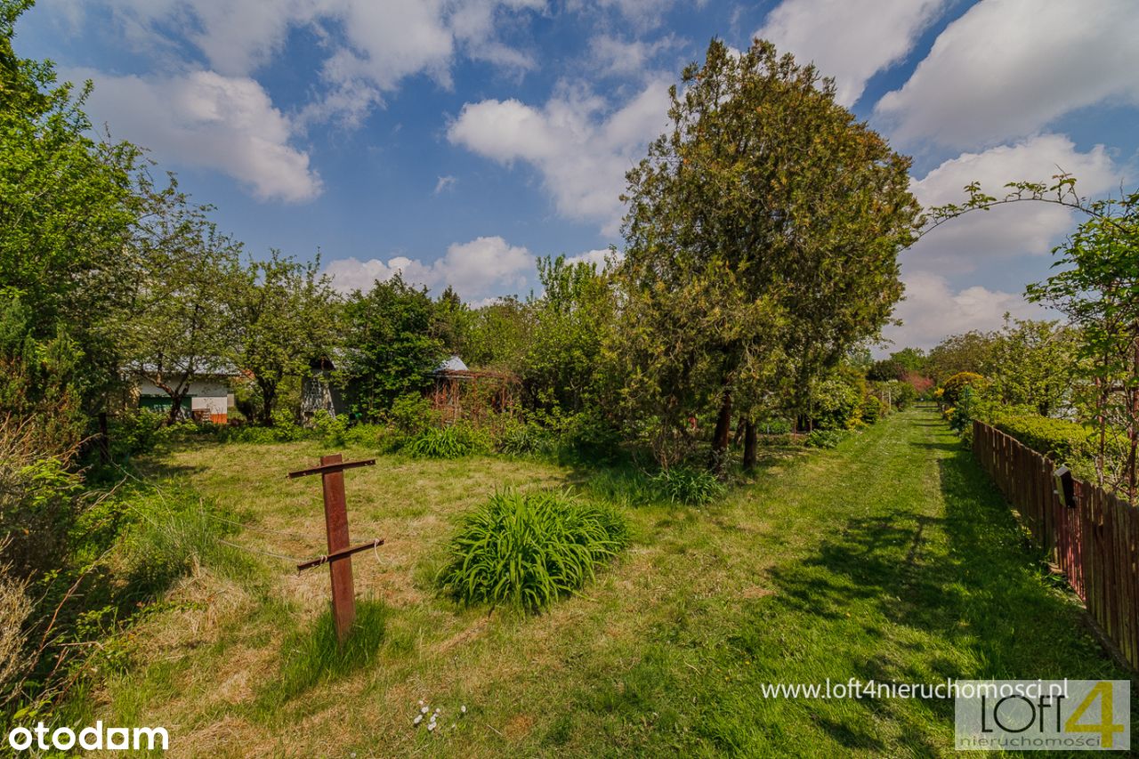 Ogródek działkowy "Szarotka nad Strumykiem"