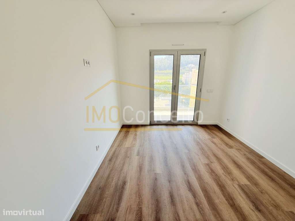 APARTAMENTO T3 NA NAZARÉ | TERRAÇO PRIVATIVO , PISCINA NO TOPO DO E...-17