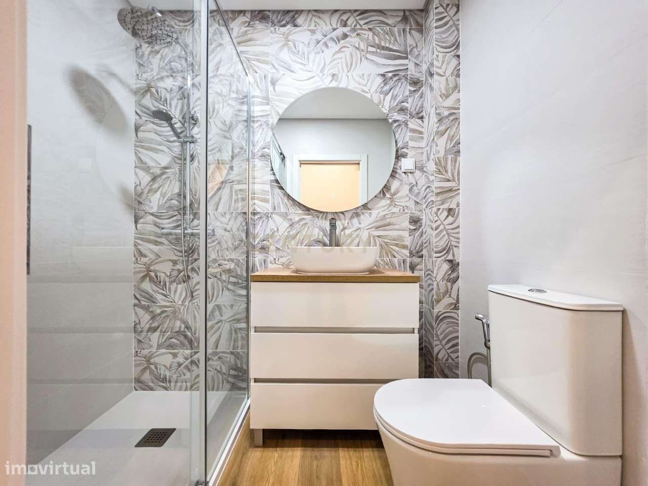 Apartamento Renovado em Setúbal com Vista para a Cidade-19