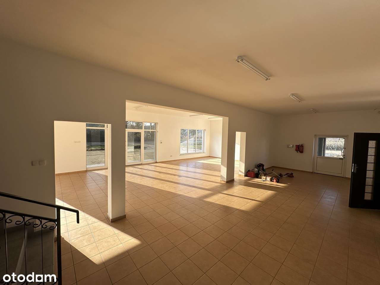 Lokal użytkowy 395,85 m² na wynajem w świetnej lokalizacji – Białkowo - Pełny obrazek: 4/20