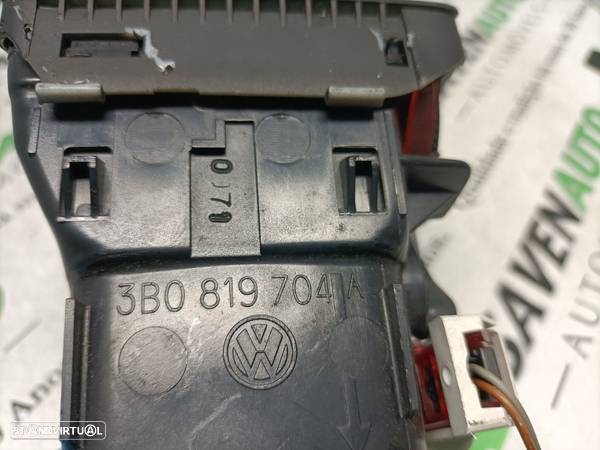 Grelha / Difusor Sofagem Volkswagen Passat Variant (3B5) - 2
