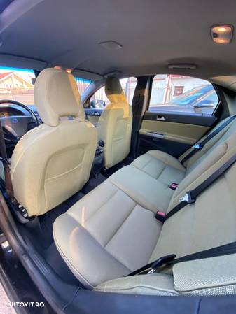 Volvo S40 1.6 D Kinetic - 9