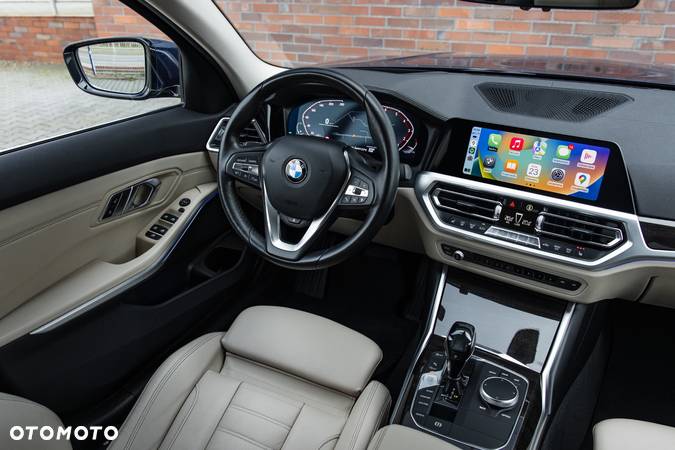 BMW Seria 3 320i GPF Luxury Line sport - 20