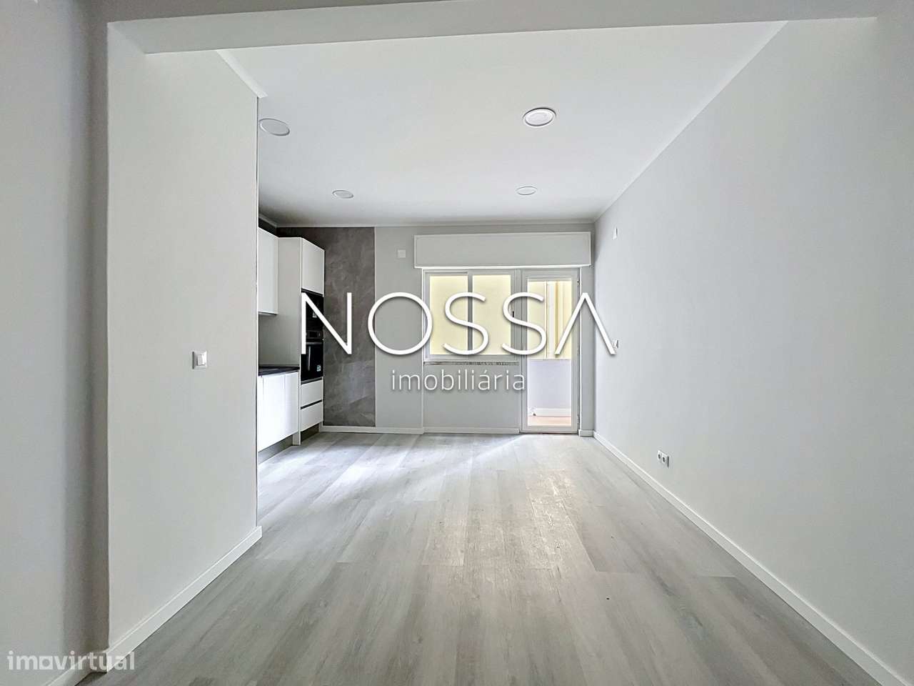 T1 Totalmente Remodelado | Amadora | Excelente Localização-5