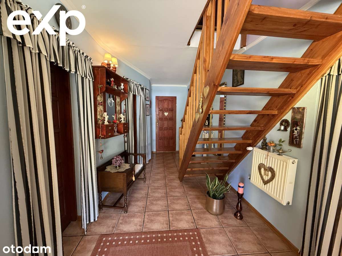 Willa z 2 garażami, stawem na dużej działce - Pełny obrazek: 4/20