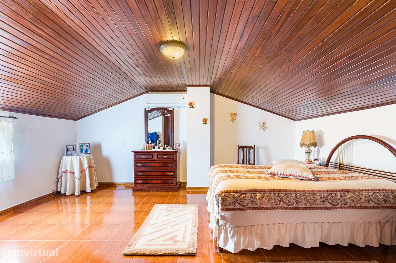 Quinta de 5.000m2 com moradia-6