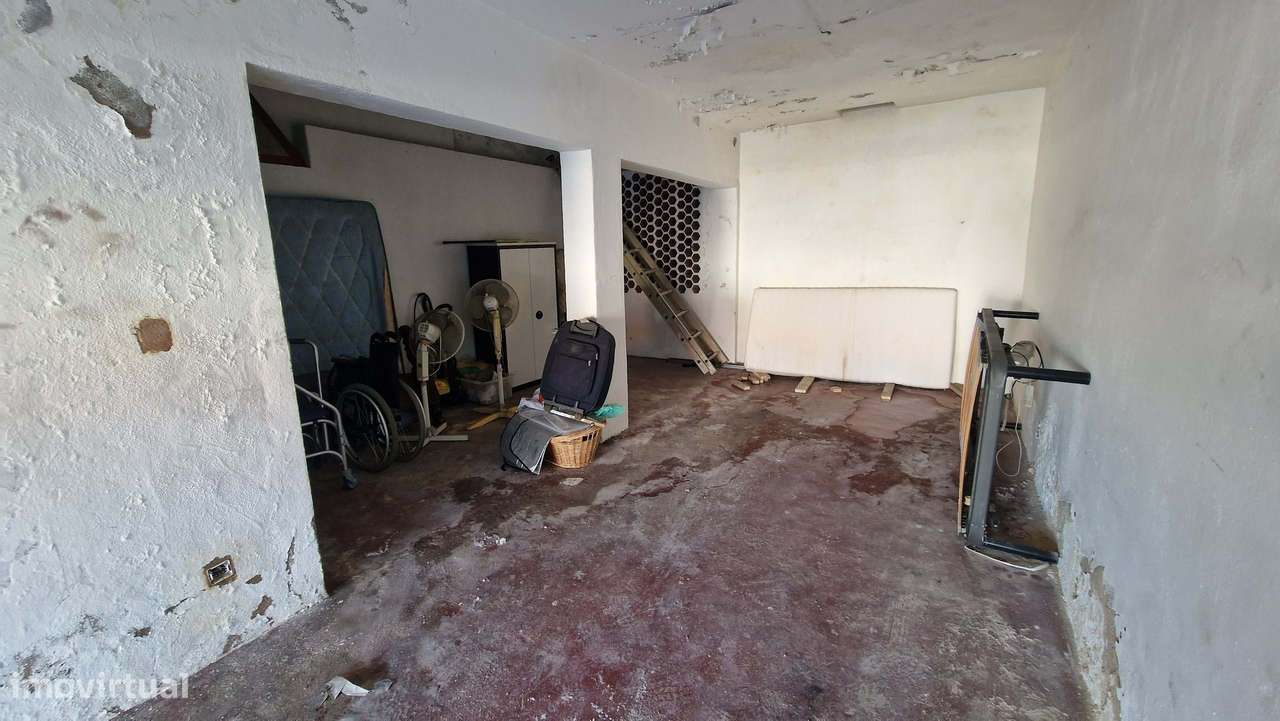 Moradia no Algarve a curta distancia a pé do comercio local em Algoz-18