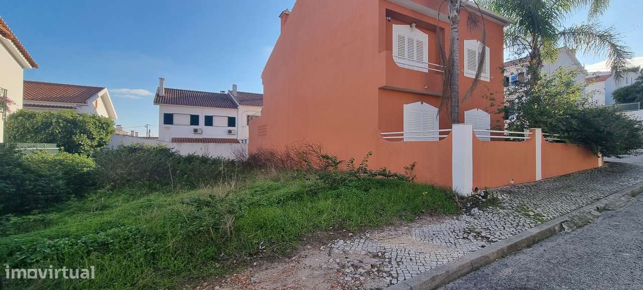 Venda de Terreno com 200m2 para Construção de Moradia – Aires, Palmela-0