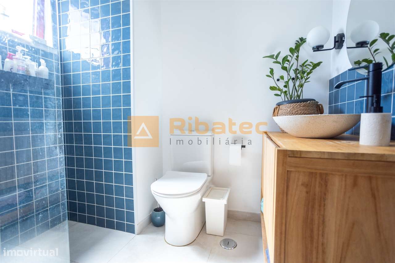 Apartamento T3 no Monte da Caparica-10