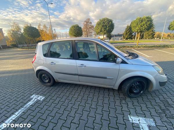 Renault Scenic 1.9 dCi Confort Expression - 4