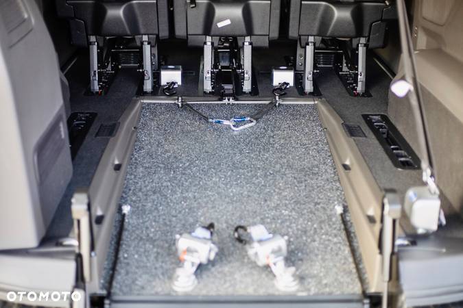 Ford Tourneo Custom 2.0 EcoBlue L1 Titanium SelectShift - 17