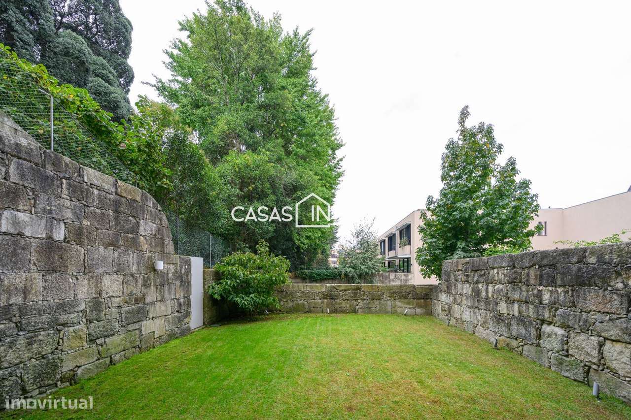 Apartamento T3 Duplex com Jardim Privativo em Edifício Histórico - Grande imagem: 3/43