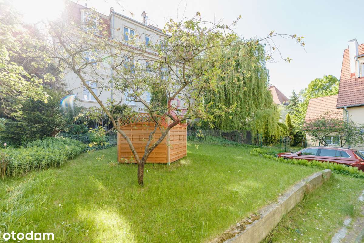 Odnowione, słoneczne 5 pokoi w kameralnym budynku-13