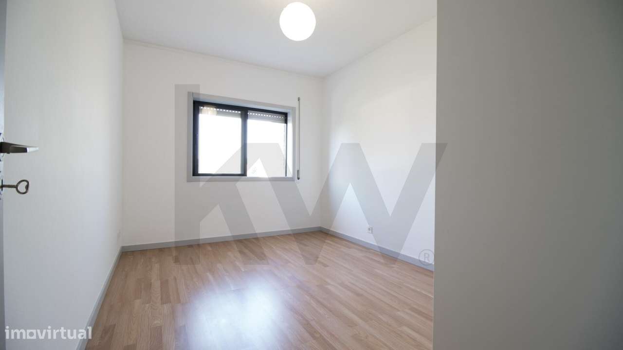 T2+1 ARRENDAMENTO, com varanda e lugar de garagem - Grande imagem: 5/25