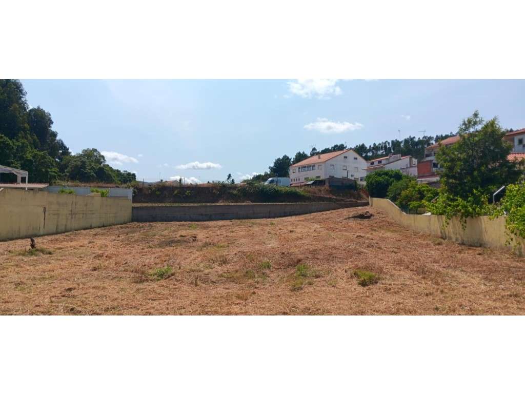 Lote de terreno urbano, destinado à construção de Moradia com uma á...-12