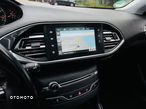 Peugeot 308 SW PureTech 130 Stop & Start Allure - 24