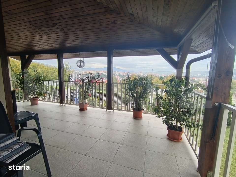 Casa cu 3 camere in suprafata de 122 mp si un teren de 500 mp - Imagine principală: 4/16