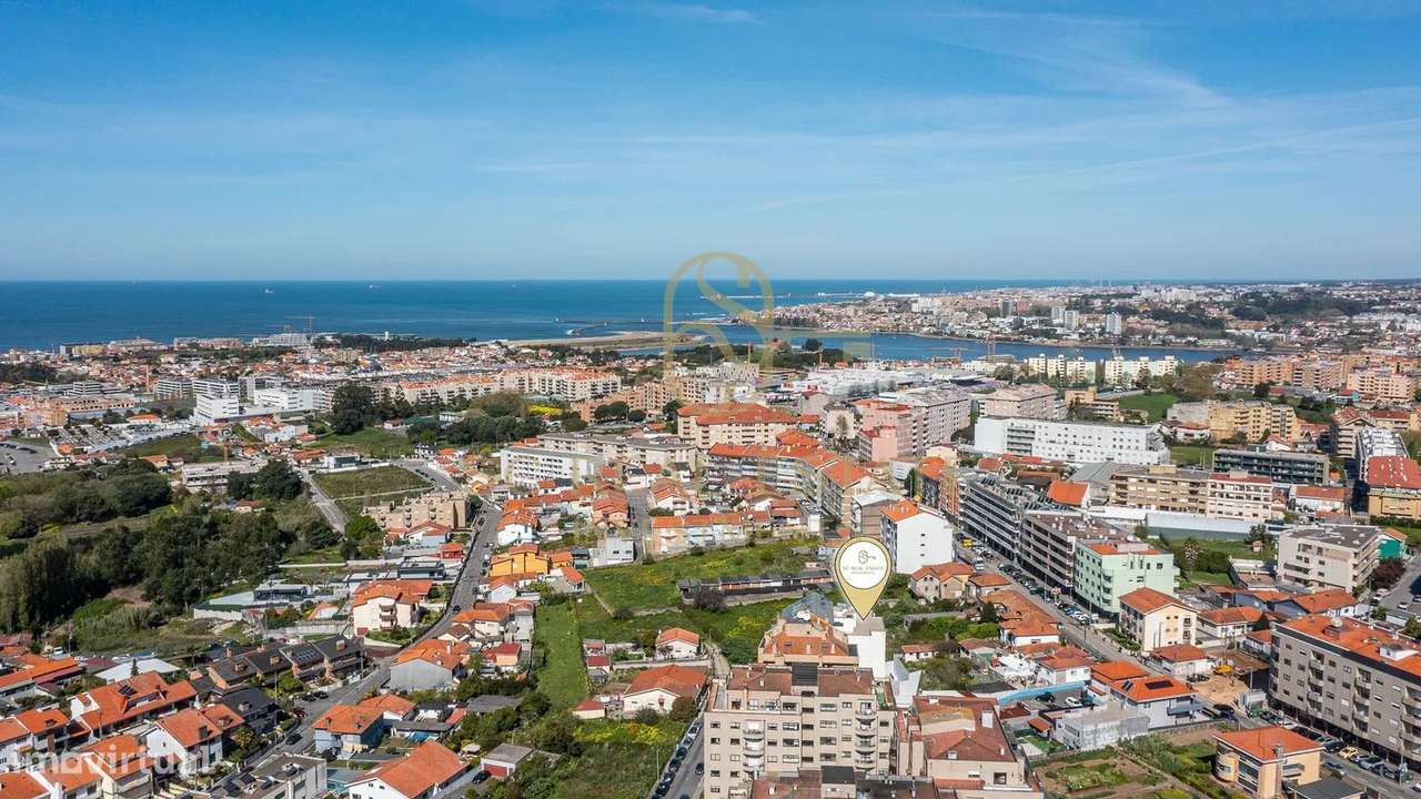 EXCELENTE T3 COM TERRAÇO E VISTA MAR EM CANIDELO-18