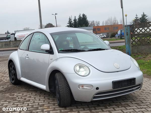 Volkswagen New Beetle 2.0 - 4
