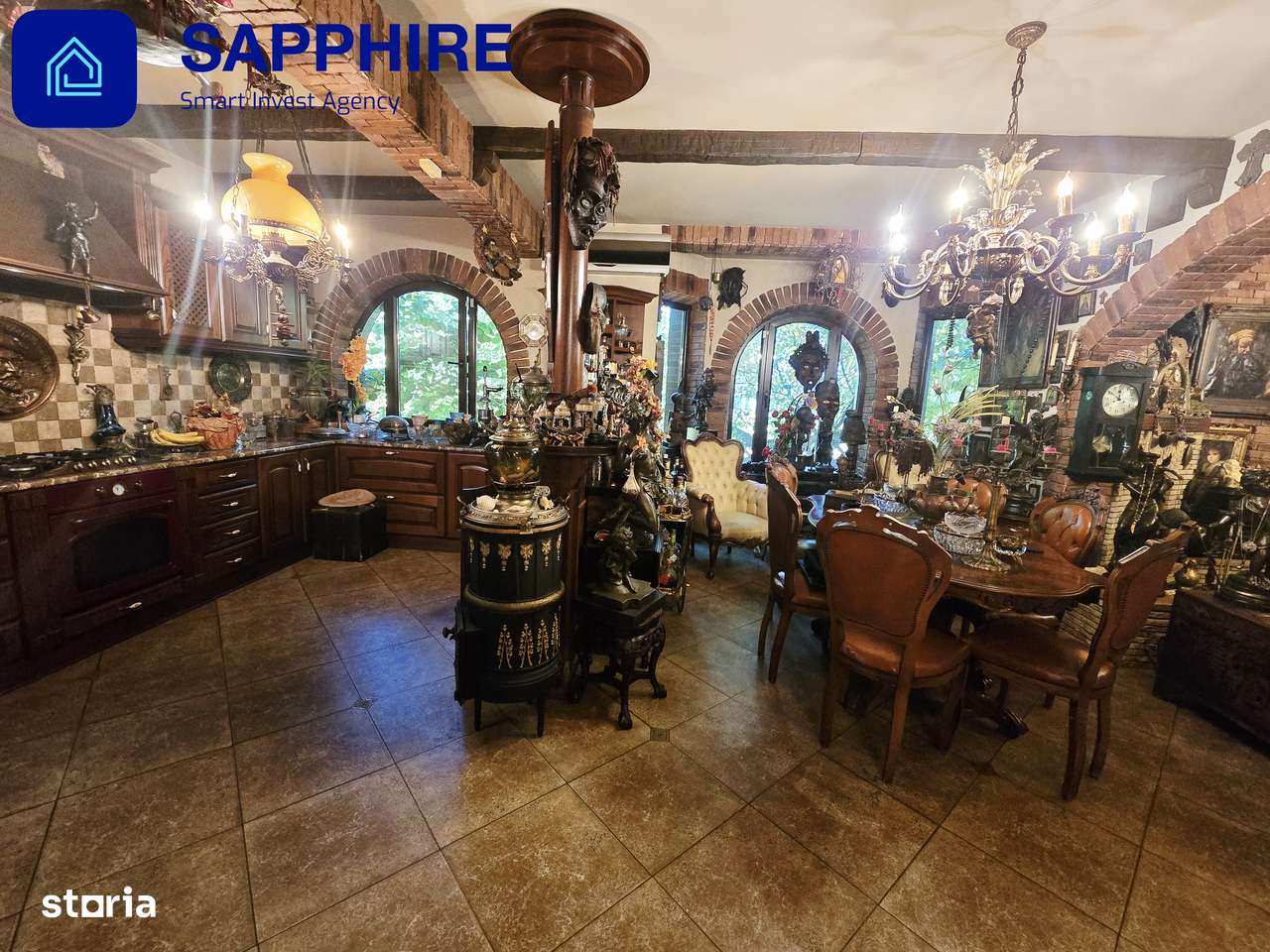 Vilă de lux Otopeni, pentru colecționari, înconjurată de brazi și artă-5