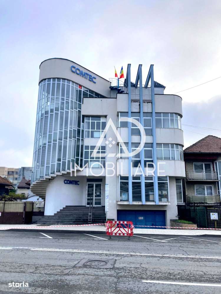 Spațiu comercial/birouri de închiriat – 160 mp în centrul orașului - Imagine principală: 2/9