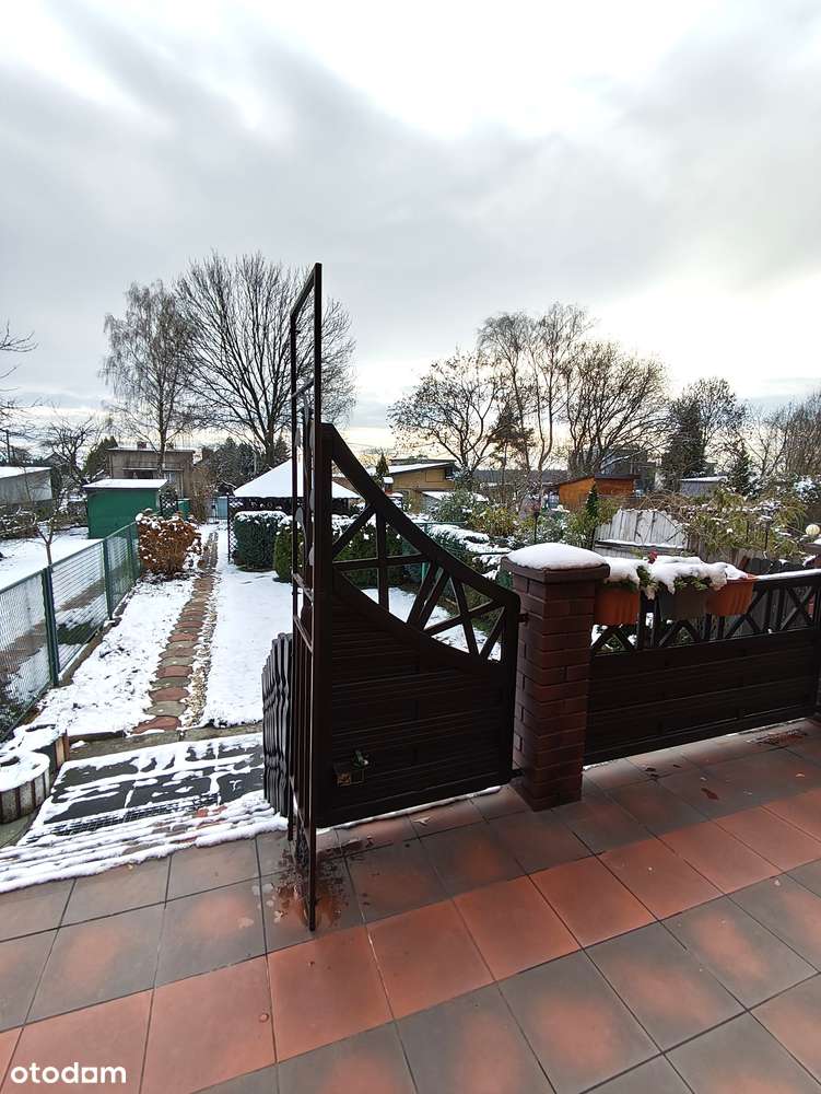 Dom w zabudowie szeregowej w Pawłowicach-18