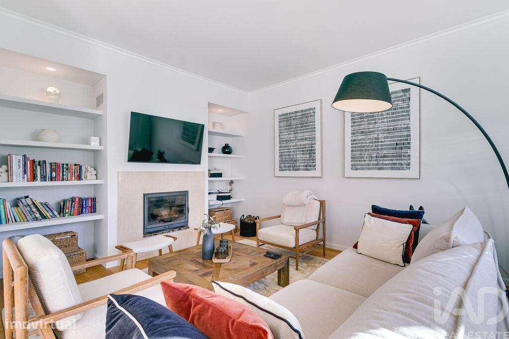 Moradia geminada T3 em Cascais e Estoril de 207 m2 - Grande imagem: 5/30