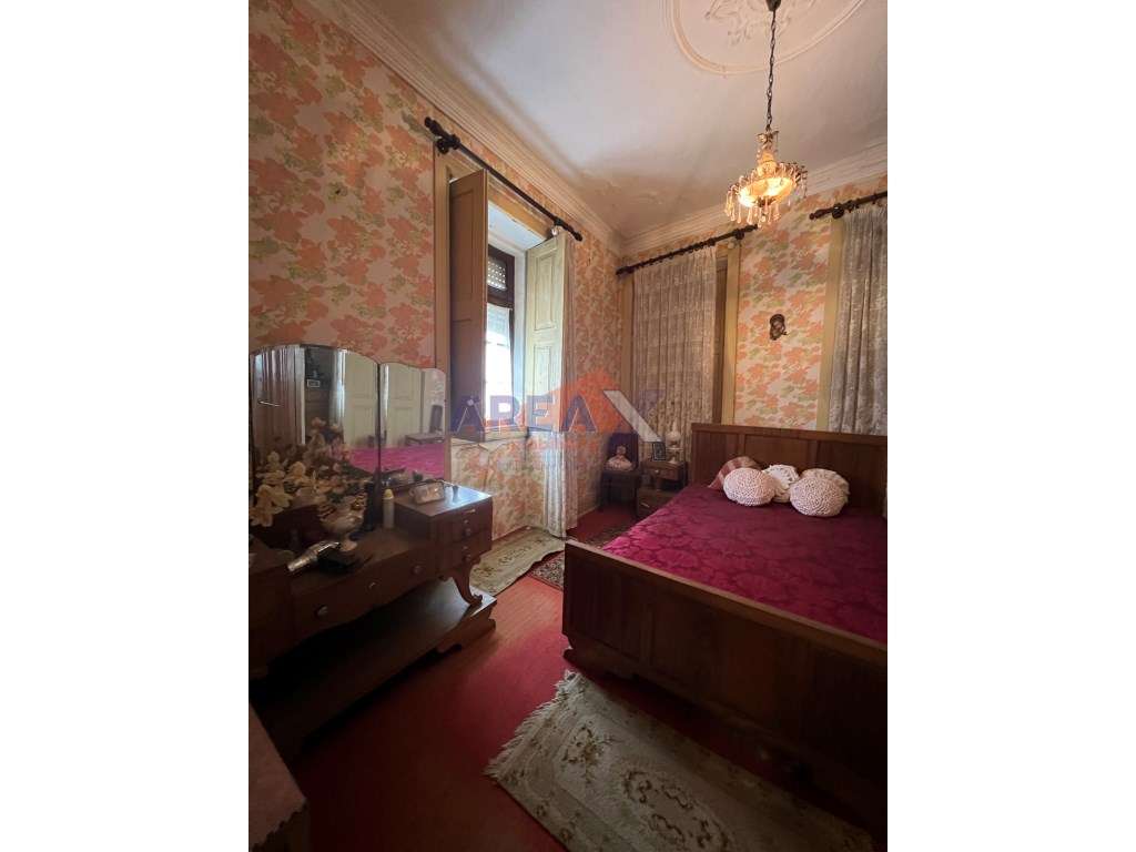 Oportunidade: 2 casas + artigo rústico com 2,0648 ha, perto de Oliv...-50
