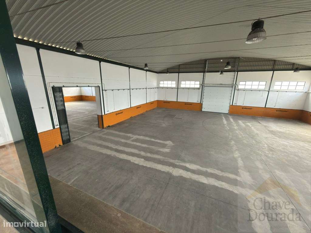 Dois armazéns - Taveiro-7