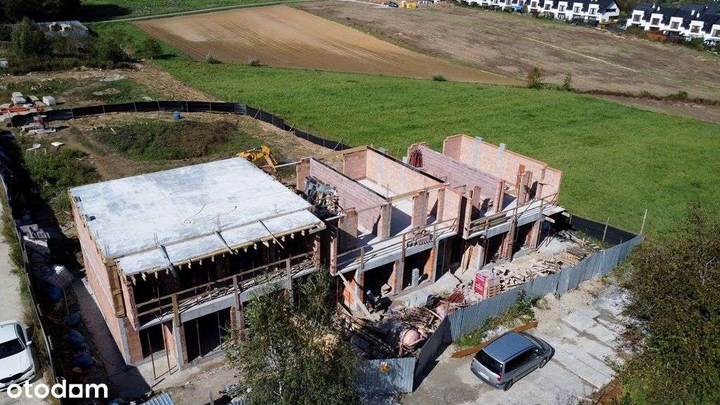 Szeregówka w cenie mieszkania - stan deweloperski-12