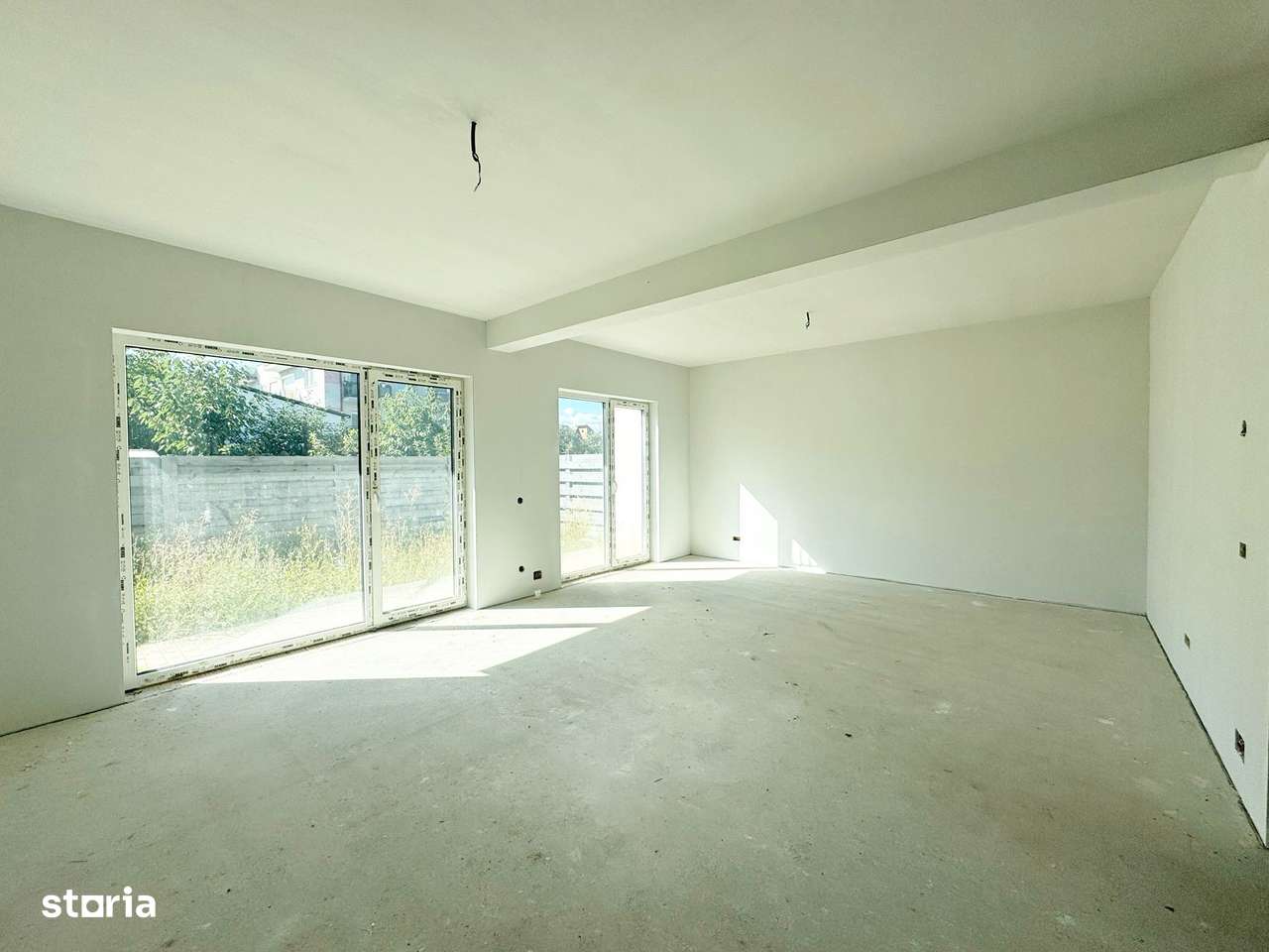 Casa tip duplex cu garaj, 130 mp utili - Floresti - Imagine principală: 4/20