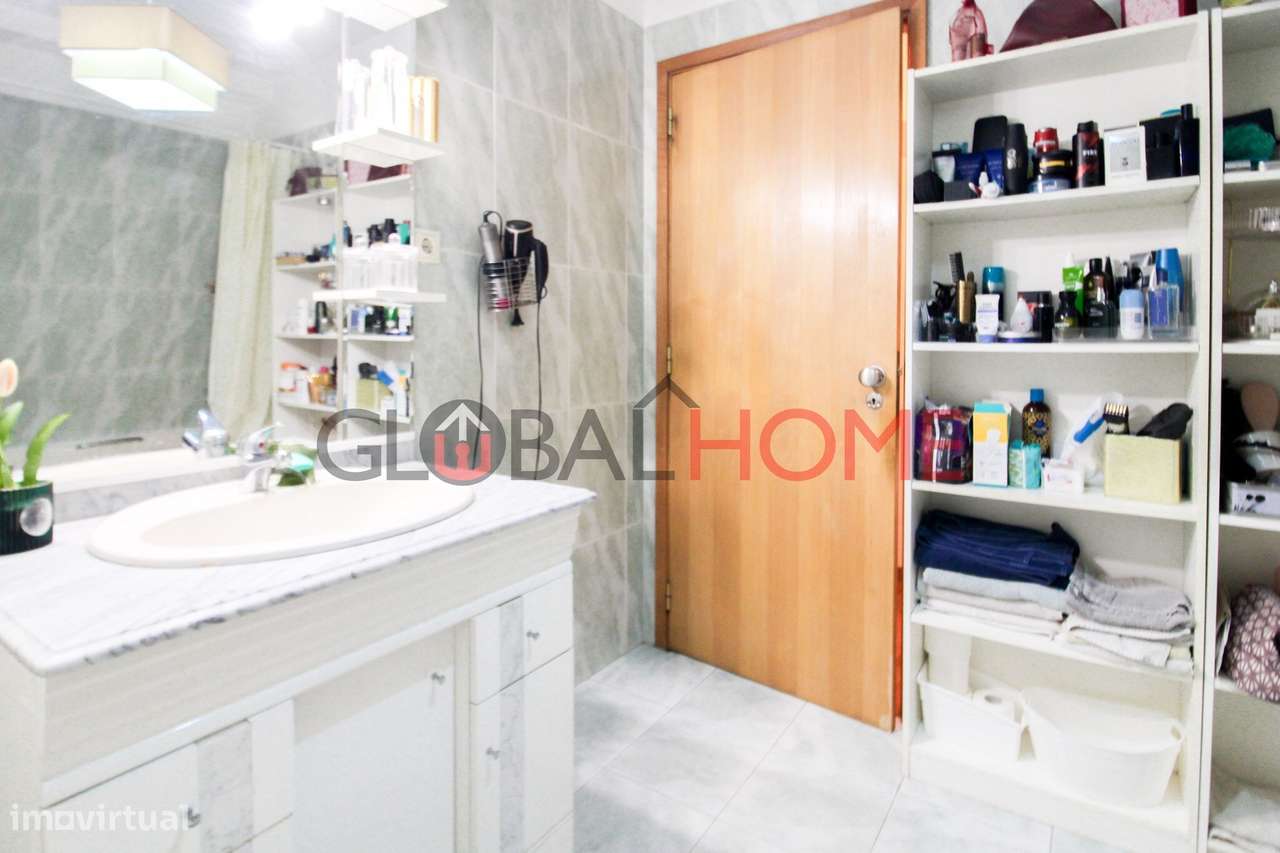 Apartamento T2 no Centro de Gondomar-40