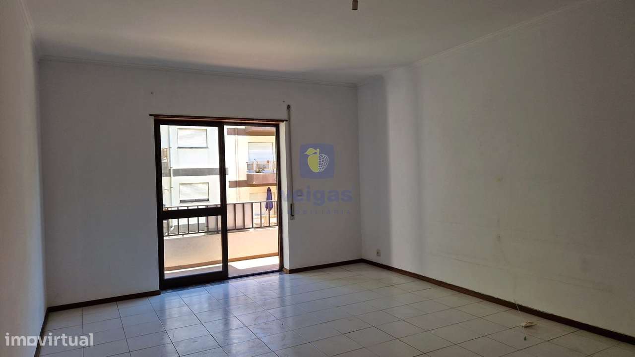 Apartamento T3 com garagem e elevador no Planalto, Leiria - Grande imagem: 2/27