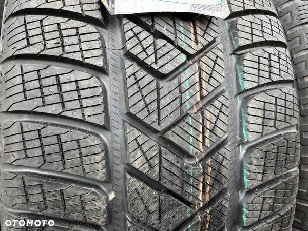 255/45R20 Pirelli Scorpion Winter para opon zimowe nowe - 2