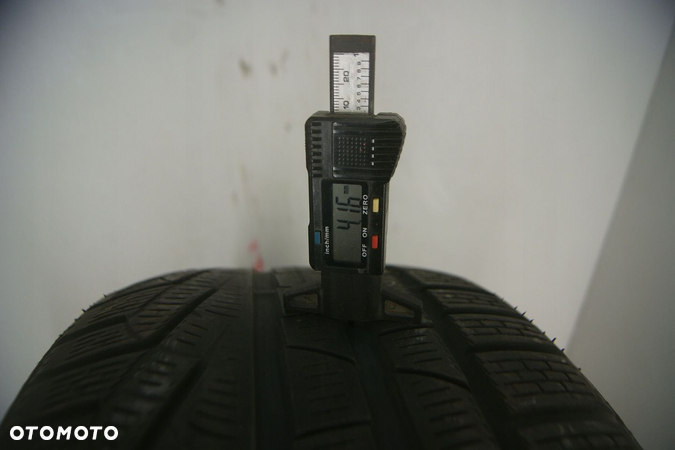 235/40R19 92V Pirelli Sottozero Winter SE2 64337 - 3
