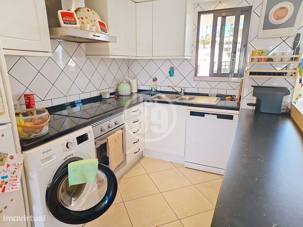 Apartamento duplex com 3 quartos, parqueamento privado e inserido n...-16