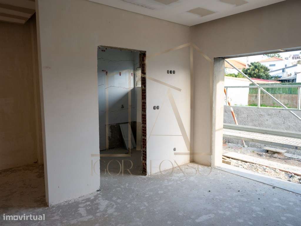 Moradia Independente T3 + 1 com 2 Suítes e piscina-11