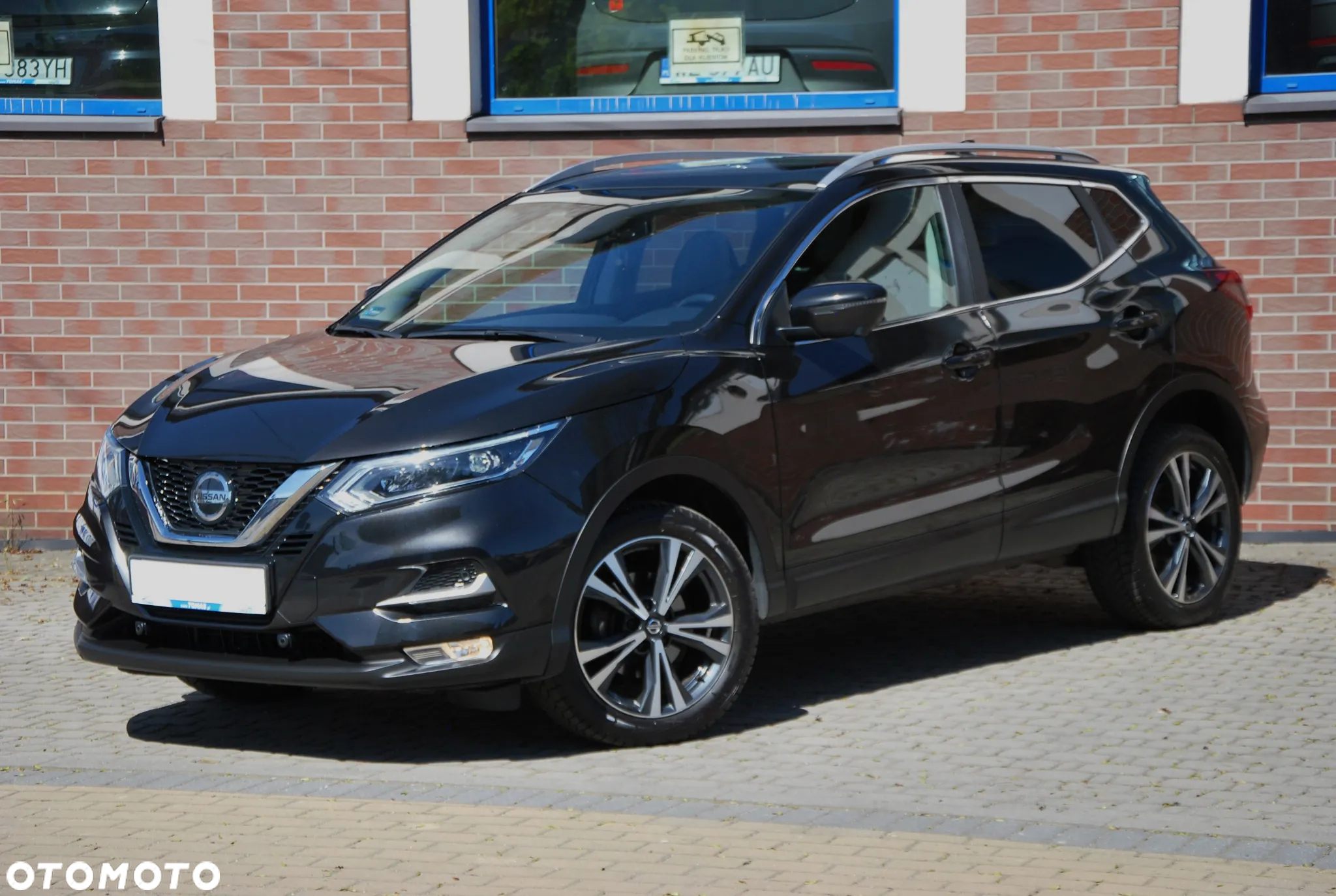 Nissan Qashqai 1.3 DIG-T N-Connecta DCT - 8