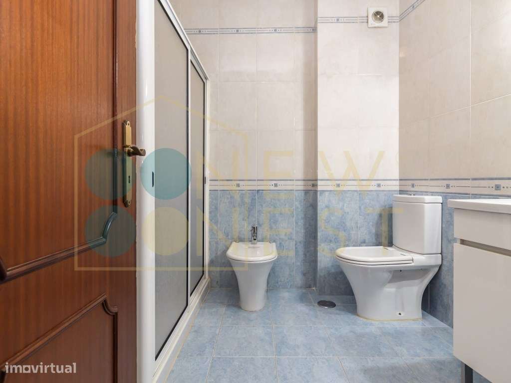 Apartamento T3 com elevador e parqueamento, junto ao Hospital-18